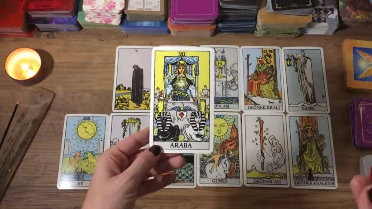 Leia mais sobre o artigo Aklımdaki Kişi Aramızı Düzeltmek İçin Adım Atacak MI? 💞 Ne Yapmayı Planlıyor? 💯 Tarot Açılımı 💯