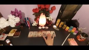 Leia mais sobre o artigo Aklımdaki kişi bana ne söylemek isterdi/o neyi bilmemiisterdi/tarot