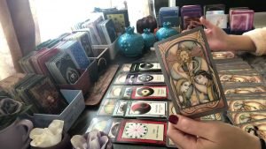 Leia mais sobre o artigo Aklımdaki Kişi😇Gündemi💜Zihin💜Kalp💜Olası Gelecek💜#tarot okuması