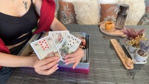 Leia mais sobre o artigo BENİ ARAYACAK MI? #aklımdakikişi #tarot #açılım