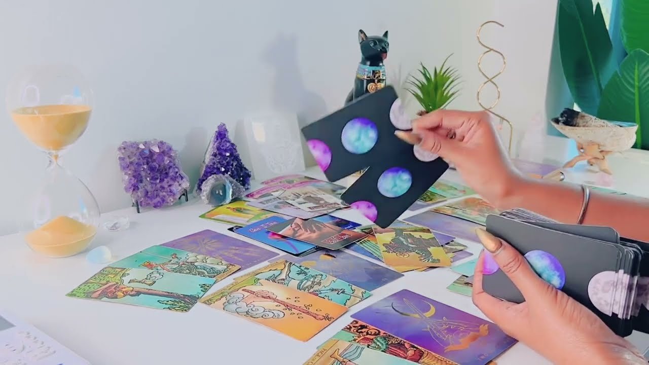 Leia mais sobre o artigo Leo DECEMBER | You Are BOTH Lying To Yourselves! – Leo Tarot Reading