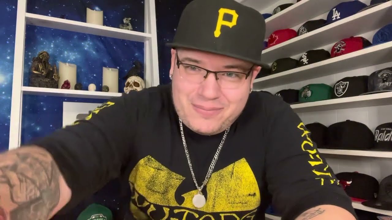 Leia mais sobre o artigo Scorpio ♏️ “They’re not exactly being honest”❤️♏️ November 2022 tarot love reading