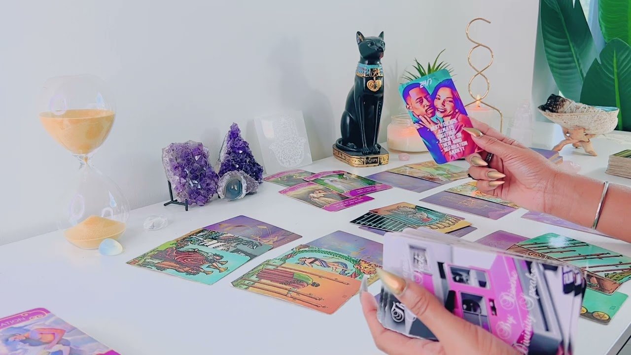 Leia mais sobre o artigo Scorpio | This Person REALLY Wants To Be With You! – Scorpio Tarot Reading