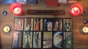 Leia mais sobre o artigo Aklımdaki Kişi Tarot Açılımı 💔 Ne Düşünüyor❓Yakın Gelecekte Neler Olacak❓