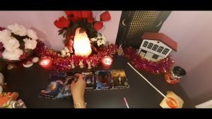 Leia mais sobre o artigo Aklımdaki kişinin ŞUANDA bana olan EN GERÇEK hisleri ve duyguları neler/Kalbimdekikişi tarotaçılımı