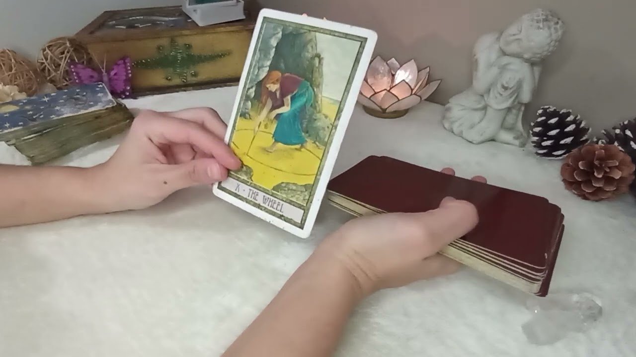 Leia mais sobre o artigo 🦋¿Qué te trae DICIEMBRE?🦋Tarot interactivo.