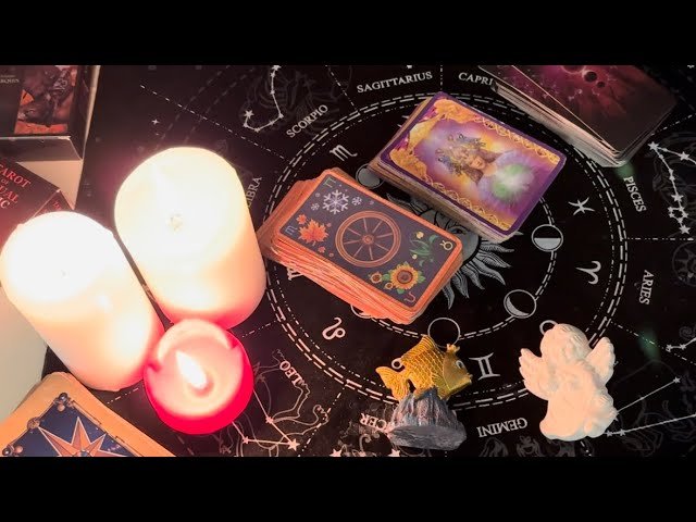 Leia mais sobre o artigo Jego/jej aktualne myśli, uczucia i zamiary wobec Ciebie, wybierz kartę TAROT
