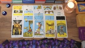 Leia mais sobre o artigo Küsler, Ayrılar, İletişimi Olmayanlar…💔 Aramız Düzelecek Mi?🎬 İletişim Var Mı? Tarot Açılımı 🔮