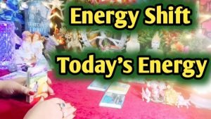 Leia mais sobre o artigo Aap Dono Ki Aaj Ki Energy 💐💞💐 All Signs Collective Timeless Tarot Reading