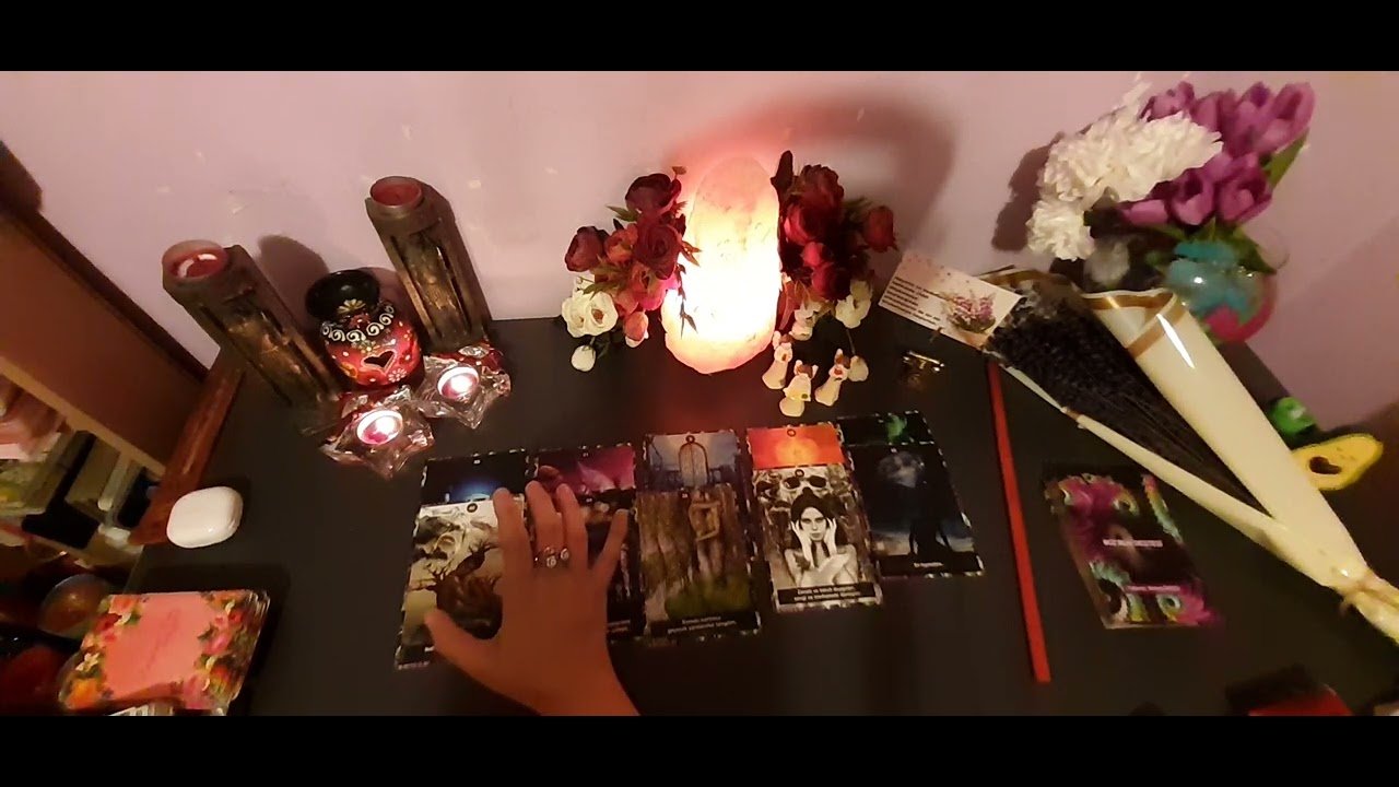 No momento, você está visualizando Aklimdaki kisinin bana olan duygu ve hisleri neler/beni hala seviyor mu