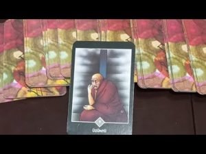 Leia mais sobre o artigo Aklinizdaki Kişinin An Enerjisi.. Yeni Yılı Nasil Kutluyor.. 🧑‍🎄💫 #keşfet #bilinçaltı #tarot