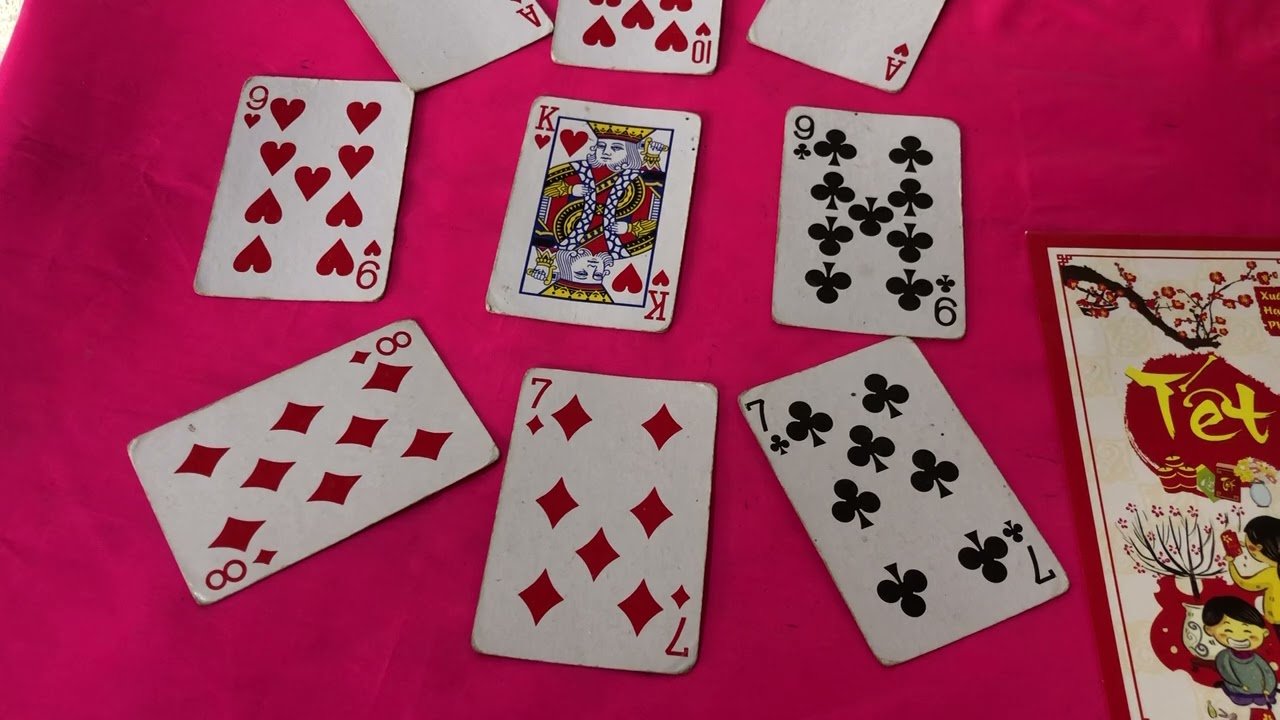 Leia mais sobre o artigo Bói quẻ ĐẦU XUÂN  năm mới 2023 Của Bạn thế nào- Phương Nga Tarot