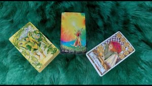 Leia mais sobre o artigo BẠN SỞ HỮU ĐỘC QUYỀN TÌNH YÊU CỦA AI? TẠI SAO? @EvelynTarot