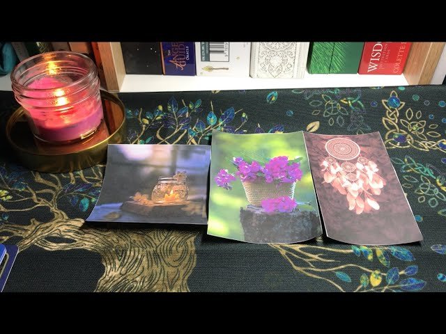 Leia mais sobre o artigo Chọn tụ Tarot: BẠN SẮP NHẬN ĐƯỢC ĐIỀU BẤT NGỜ NÀO?