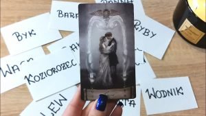 Leia mais sobre o artigo Co On/Ona myśli/czuje/zamierza? ❤️❓💔 Czytanie dla każdego znaku na potrzebę chwili 🥰