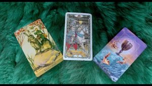 Leia mais sobre o artigo NỖI NHỚ VỀ BẠN ĐANG BỦA VÂY LẤY AI? TẠI SAO ? @EvelynTarot