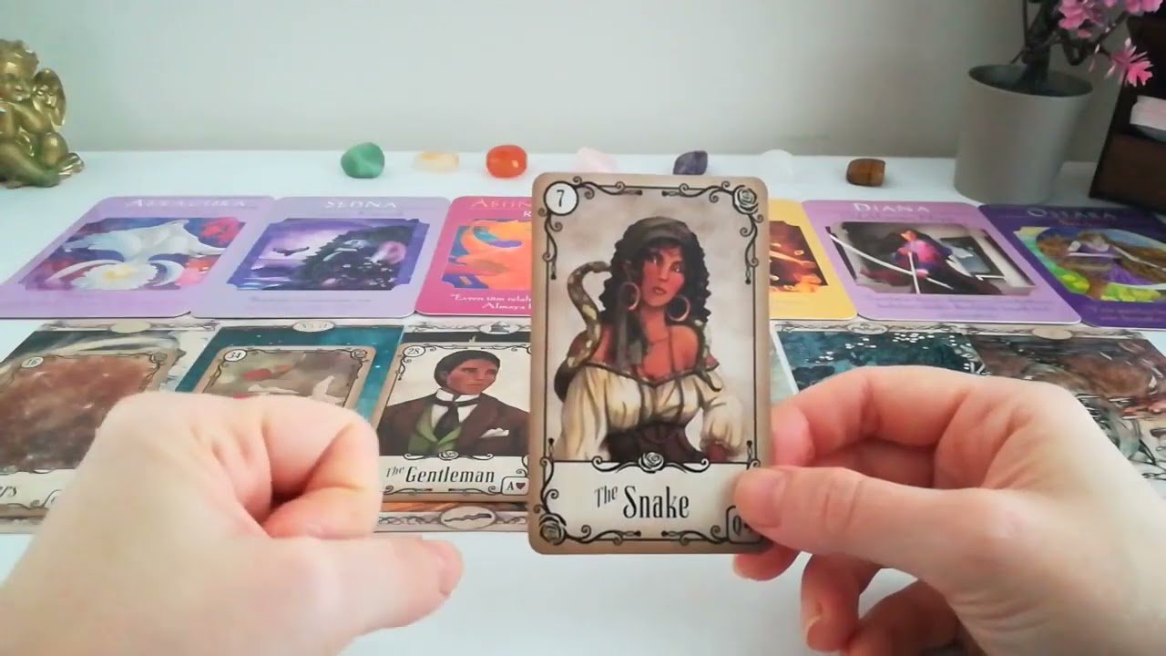 Leia mais sobre o artigo Yakın Gelecekte Beni Neler Bekliyor? Tarot