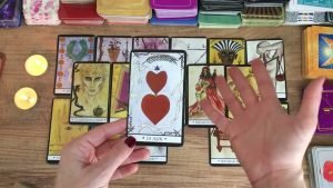 Leia mais sobre o artigo Aklımdaki Kişi Benden Tamamen Vazgeçti Mİ? 💜 Aramızı Düzeltmek İçin Adım Atacak Mı? Tarot Açılımı ❤️