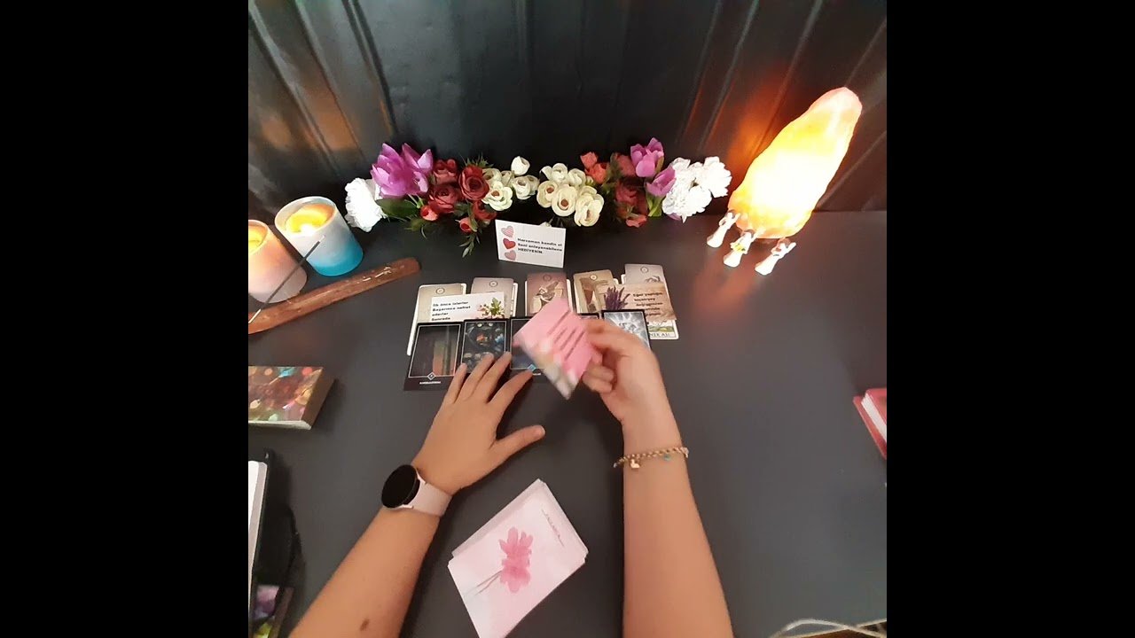 No momento, você está visualizando Ben ne yapmalıyım şuanda neye odaklanmalıyım/izleyene özel tarot açılımı