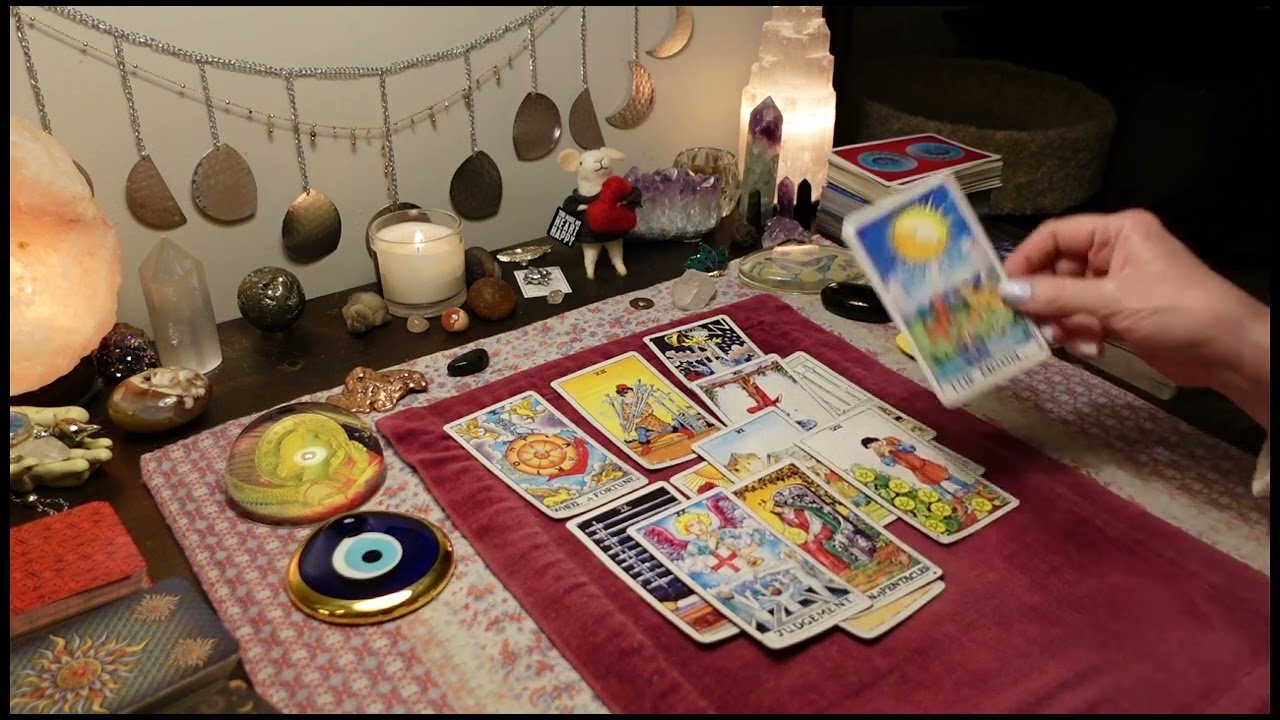 No momento, você está visualizando LATE NITE❤️ FULL MOON IN LEO! INTENSE CHANGES. Realizing This Connection. COLLECTIVE TAROT