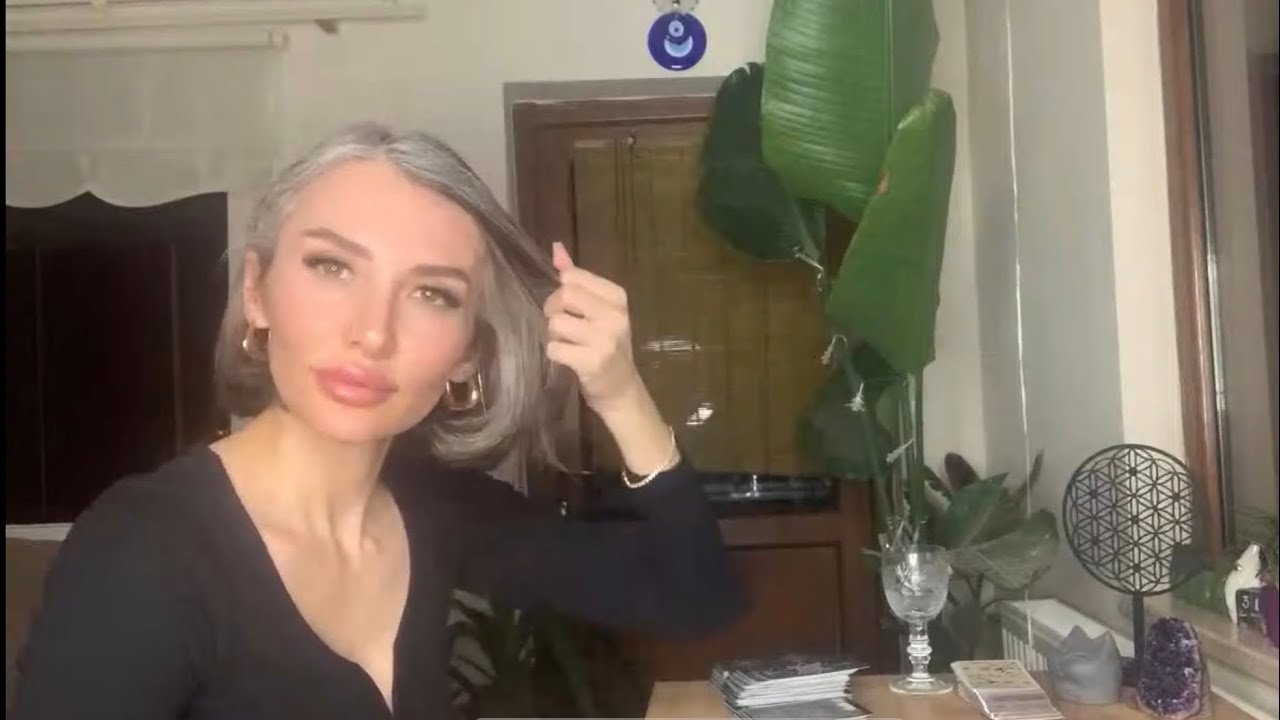 Leia mais sobre o artigo Seni hala istiyor mu?#aklımdakişi part1