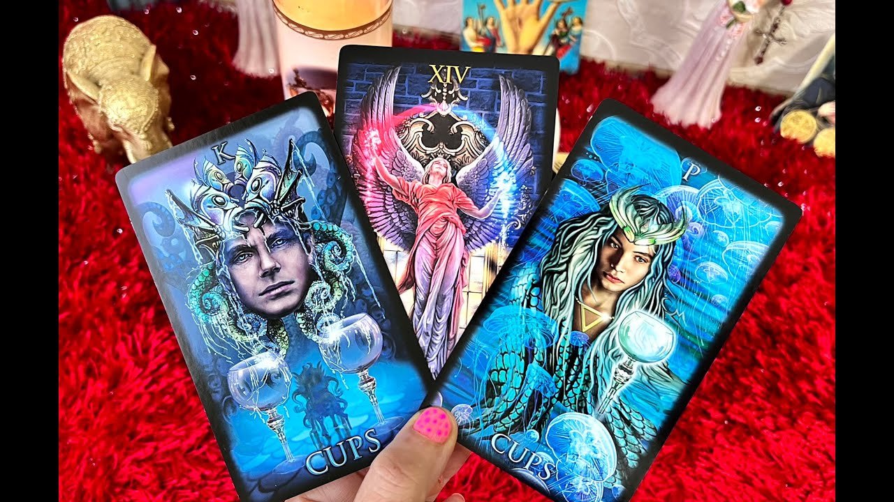 No momento, você está visualizando ¿QUE SIENTE POR TI 👩🦰EN ESTÉ MOMENTO?TAROT 🦋
