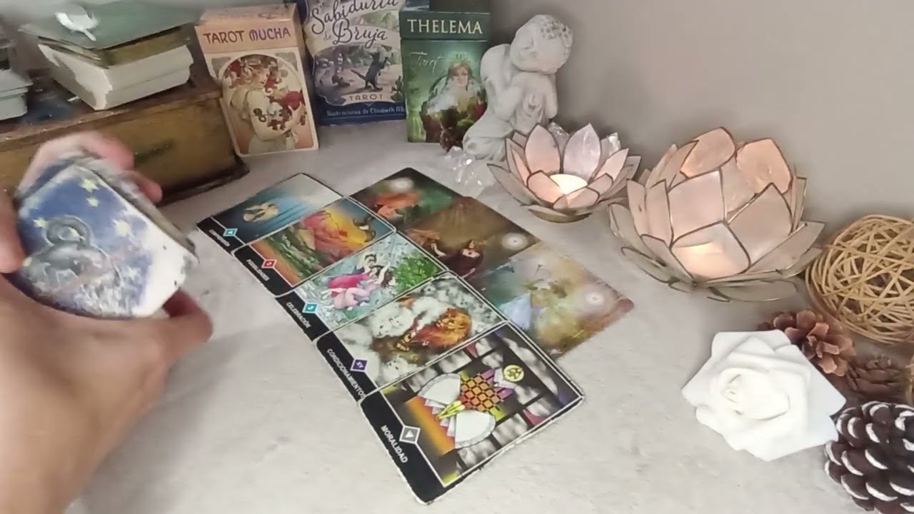 No momento, você está visualizando 🦋 FUTURO INMEDIATO EN EL AMOR. MAYO 🦋 Tarot interactivo