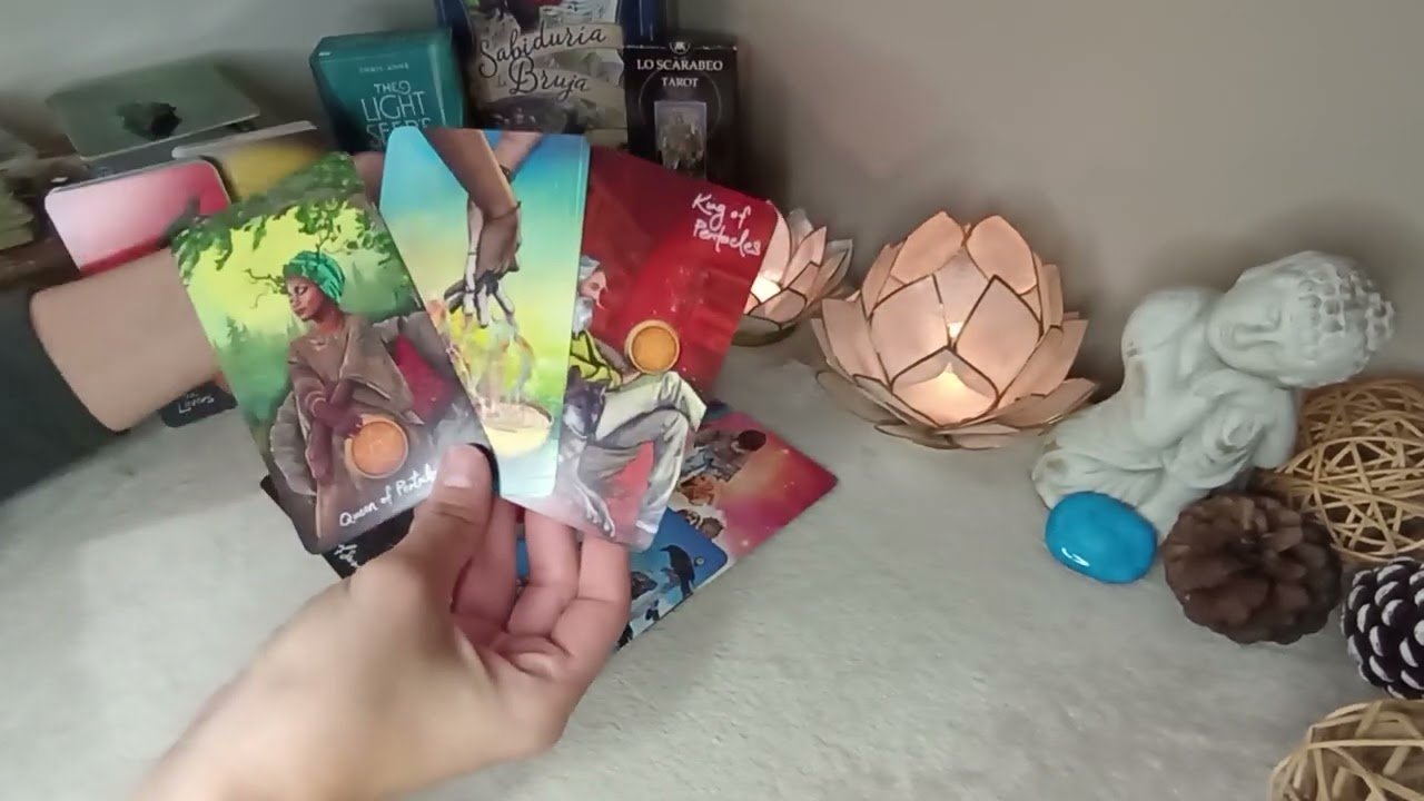 No momento, você está visualizando 🦋¿Qué PIENSA, qué SIENTE, qué HARÁ?🦋 Tarot interactivo