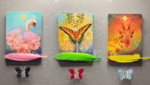 Leia mais sobre o artigo 💌 Pick a card | 🪷 Career Messages For You | Career Tarot Reading | Teacup Tarot ☕️