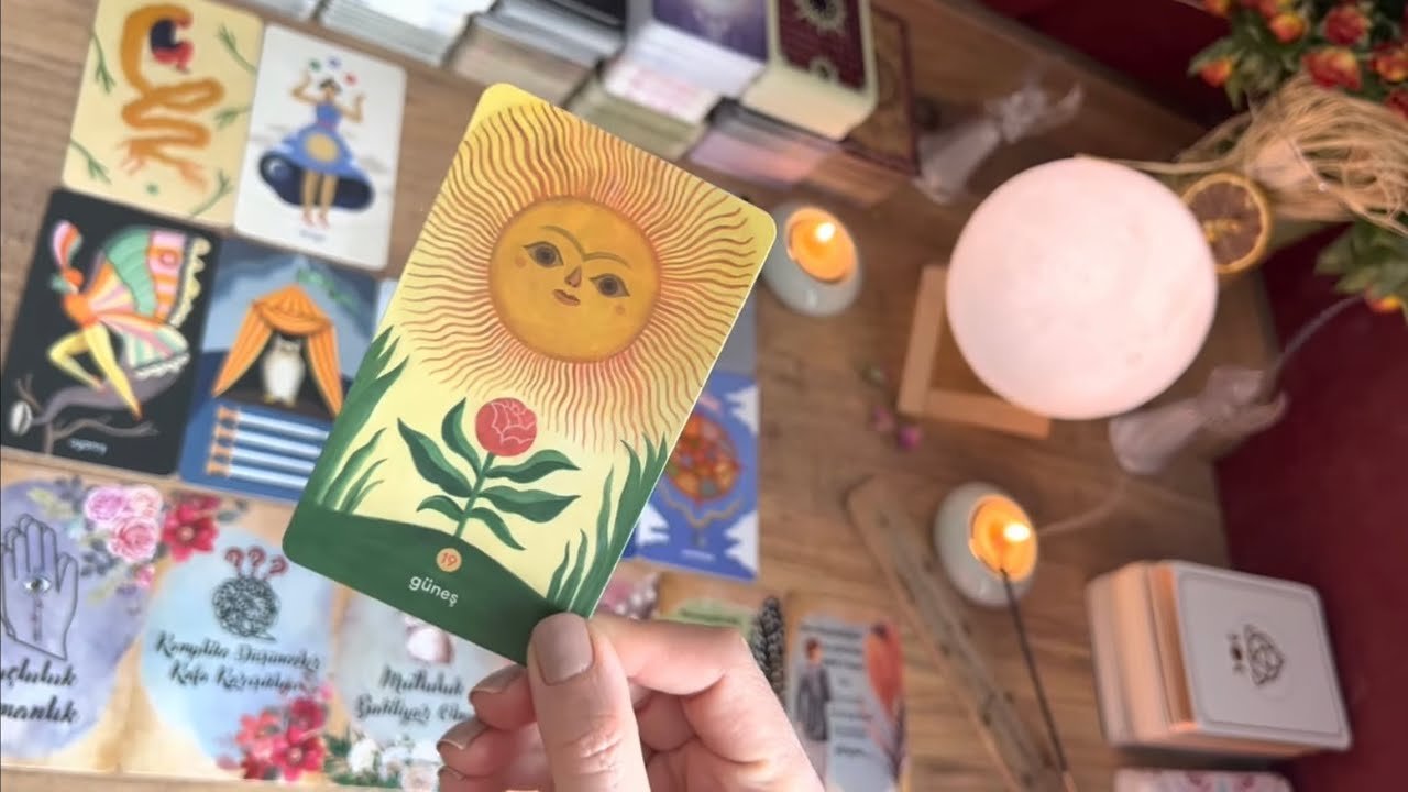 Leia mais sobre o artigo Duygusu 🌷Düşüncesi 🌷 Hisleri 🌷 Eylem Planı… Aklımdaki Kişi Tarot Açılımı ✍️