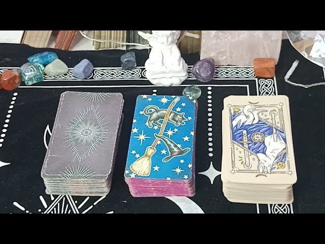 Leia mais sobre o artigo Ngôn ngữ tình yêu của họ là gì -LÂM SAO CHANNEL sắp phát trực tiếp! #tarot  @LAMSAOCHANNEL