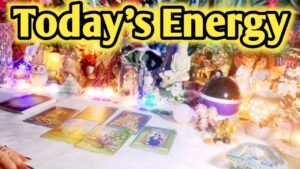 Leia mais sobre o artigo Aap Dono Ki Aaj Ki Energy 😱🙄 All Signs Collective Timeless Tarot Reading