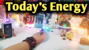 Leia mais sobre o artigo Aap Dono Ki Aaj Ki Energy 🥰😘 All Signs Collective Timeless Tarot Reading 🌈