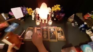 Leia mais sobre o artigo Aklınızdaki kişiye sizinle ilgili sorular sordum/onun gözünde senin düşüncelerin ne/seninasılgörüyor