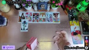 Leia mais sobre o artigo 💜ALGUIEN ROTO POR DENTRO😱SUFRIENDO Y EN DESESPERACIÓN TE BUSCA YA🔥TE DIRÁ💥¿CÓMO TE RECUERDA?💔HOYTARO