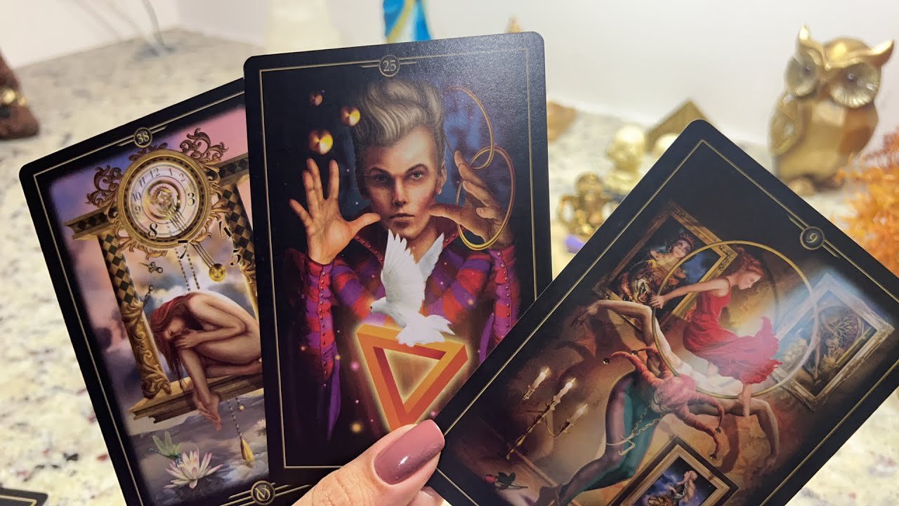No momento, você está visualizando As CARTAS REVELAM os SENTIMENTOS e AÇÕES futuras DELE(A) X VC😱👊🏼🦋