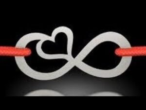 Leia mais sobre o artigo CE FACE ? CUM II E… SE INTOARCE LA TINE ?#tarot🤬 te mai lasa sa-l constientizezi.. ca te iubeste💋💕