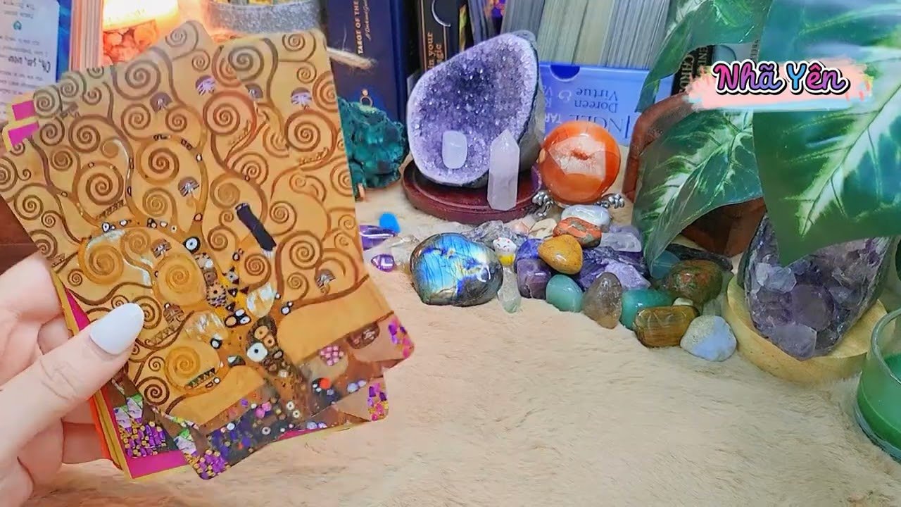 No momento, você está visualizando chọn một tụ || tarot tình yêu – SỰ THẬT VỀ NGƯỜI ẤY (người yêu/crush/ex/…) – họ có suy nghĩ gì?