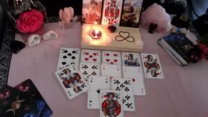 Leia mais sobre o artigo Eine ERSCHRECKENDE ERKENNTNIS hat JEMANDEN wach gerüttelt | Sein STRATEGIEPLAN steht| #tarot #orakel