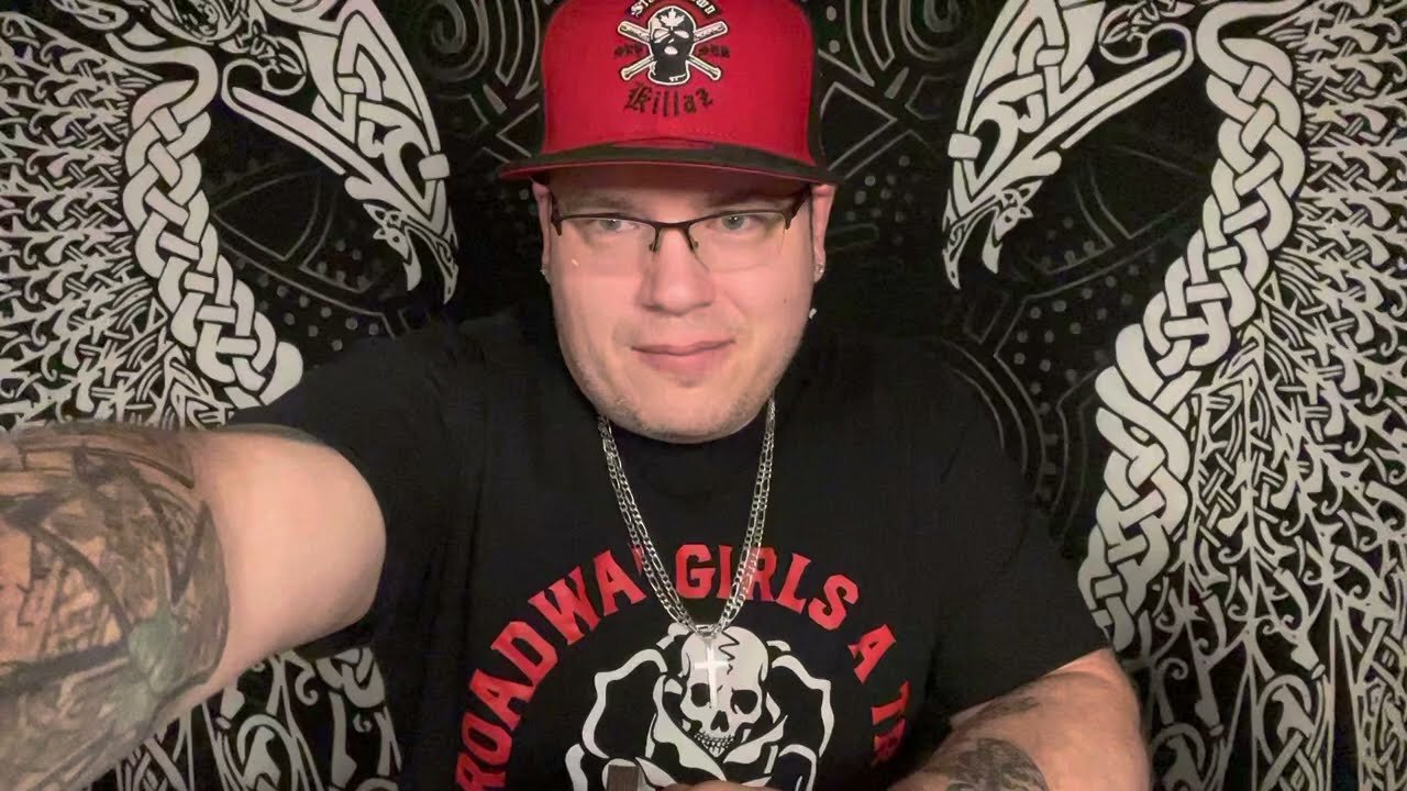 No momento, você está visualizando Scorpio ♏️ “Things aren’t always what they seem” June 2023 Tarot love reading