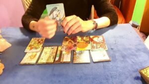 Leia mais sobre o artigo SUS VERDADERAS INTENCIONES CONTIGO. DESCUBRE QUE  QUIERE ? LO QUE SALGA.  PALABRAS SUELTAS