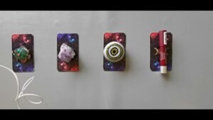 Leia mais sobre o artigo tarot ngắn: chọn tụ bài: điều họ muốn nói với bạn nhưng không thể