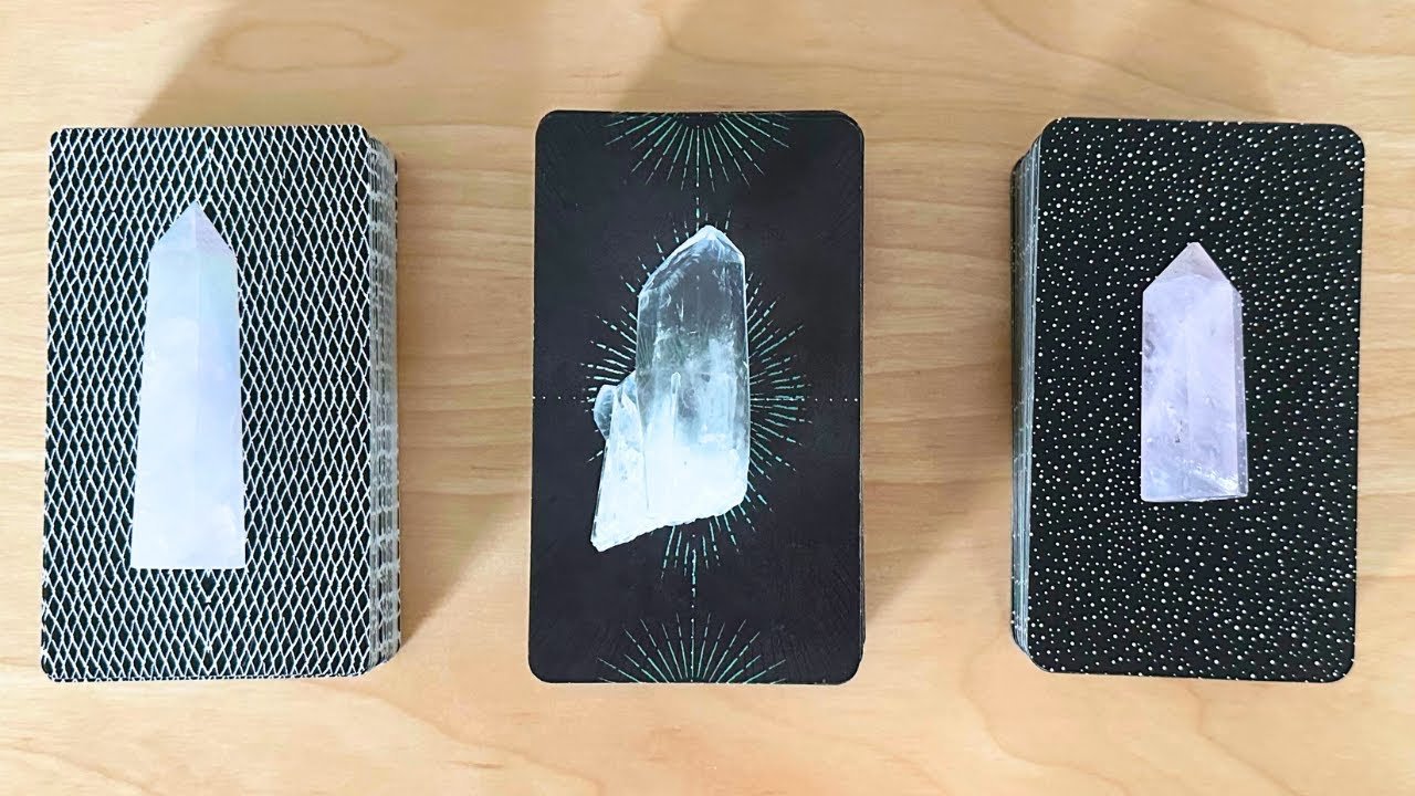 No momento, você está visualizando THIS IS HOW THEY *HONESTLY * VIEW YOU ♡Pick A Card♡ Timeless Love/Guidance Tarot Reading