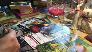 Leia mais sobre o artigo ZBOŘ SKLENÍK A STAŇ SE ČLOVĚKEM🌪🥀👼💖🌞🌱