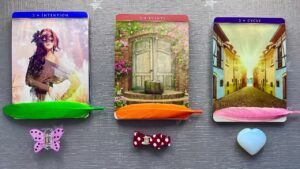 Leia mais sobre o artigo 💌 Pick a Card | 🌈 What You Don’t See Coming 🦋🔮🧝🏻‍♀️😎 | Your Future Life | Teacup Tarot ☕️