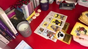 Leia mais sobre o artigo 🤴🏻✈️BUGÜN SENİNLE İLGİLİ NE DÜŞÜNÜYOR?