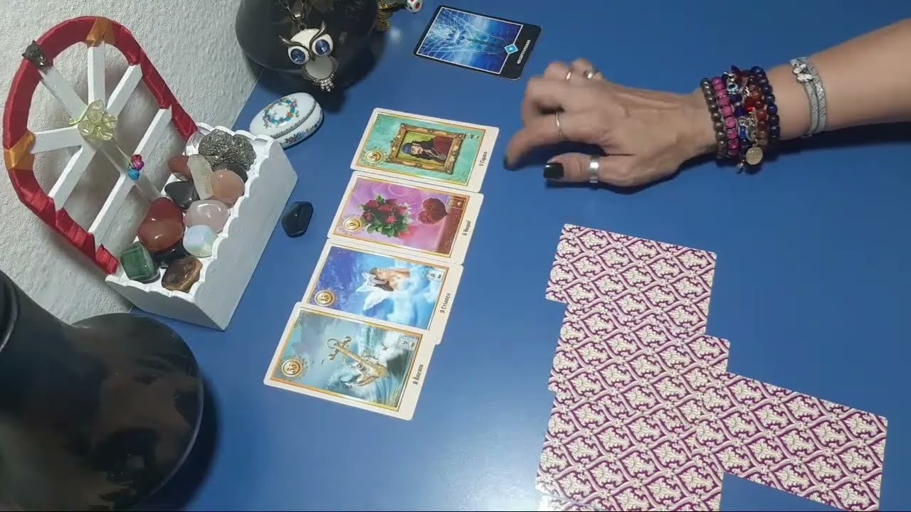 No momento, você está visualizando ⭐💣ESSA PESSOA ME TIROU DA CABEÇA E DO CORAÇÃO? 💗| TAROT E CARTAS CIGANAS