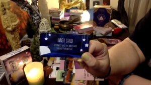 Leia mais sobre o artigo O, NEYDEN/KİMDEN KAÇIYOR? SENDEN Mİ KAÇIYOR? BAŞKASINDAN SANA DOĞRU MU KAÇIYOR?