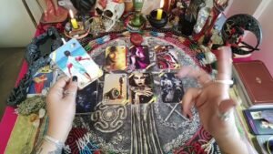 Leia mais sobre o artigo 🍀POMBAGIRA REVELA ALGO IMPORTANTE PRA VOCÊ