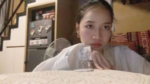 Leia mais sobre o artigo Tháng 8, ai nhớ bạn | ko chọn tụ